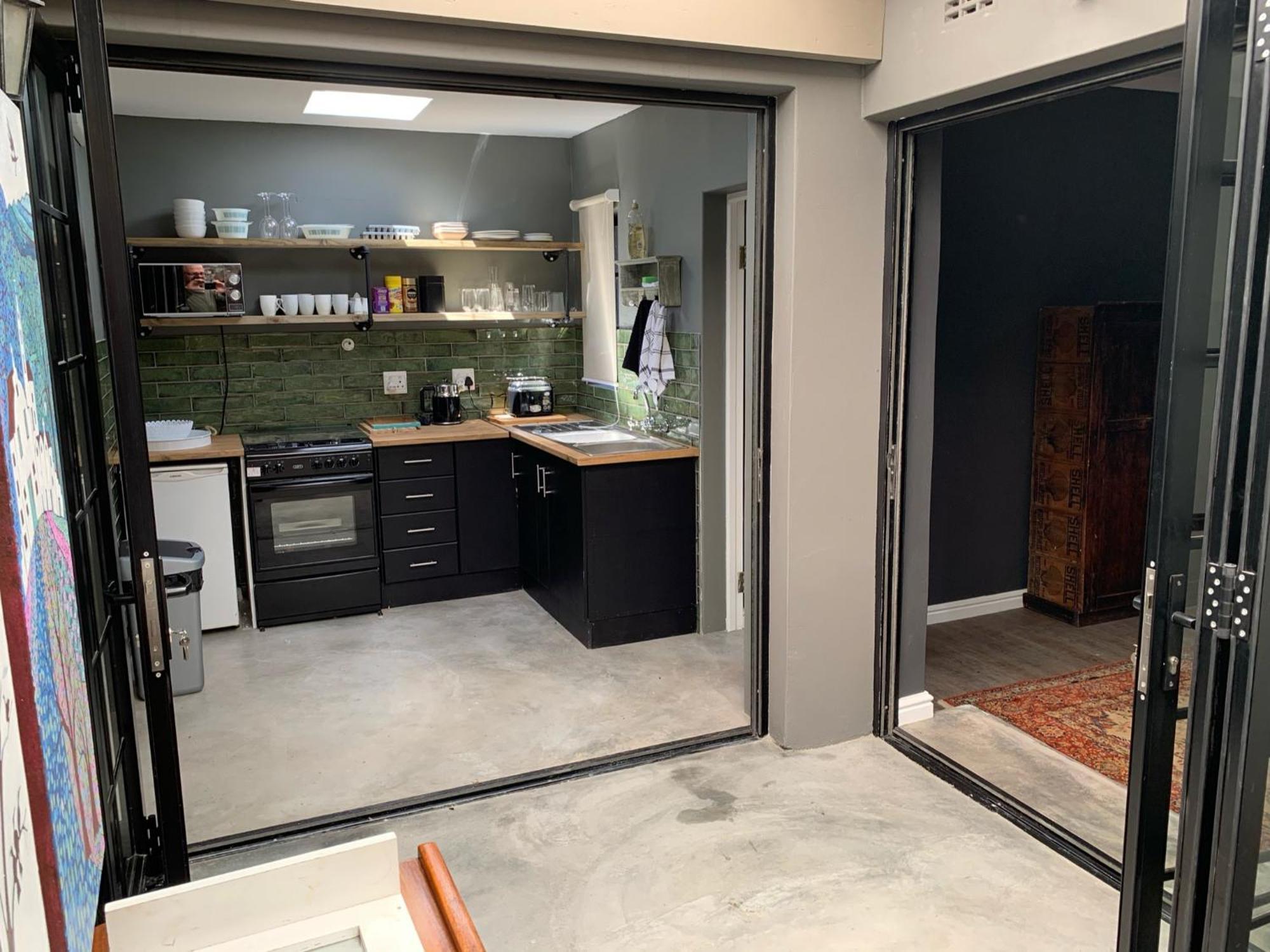Comfortable 2-Bedroom Place With Indoor Fireplace Mosselbaai Buitenkant foto